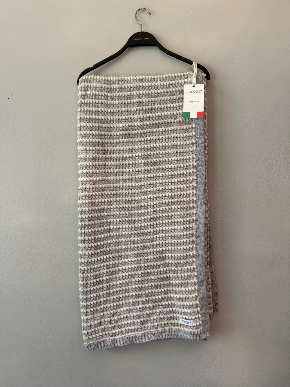 COCOGIO Gray, blue, & White Knit Throw Blanket